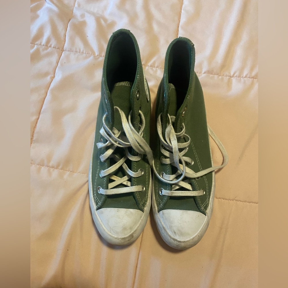 Green Converse platform lugged 8 women 6 men
